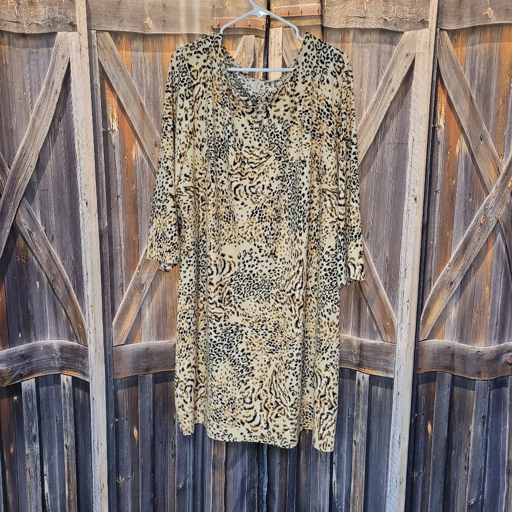 ⭐⭐⭐$5 SALE ⭐⭐⭐ Cheetah print dress sz 3xl